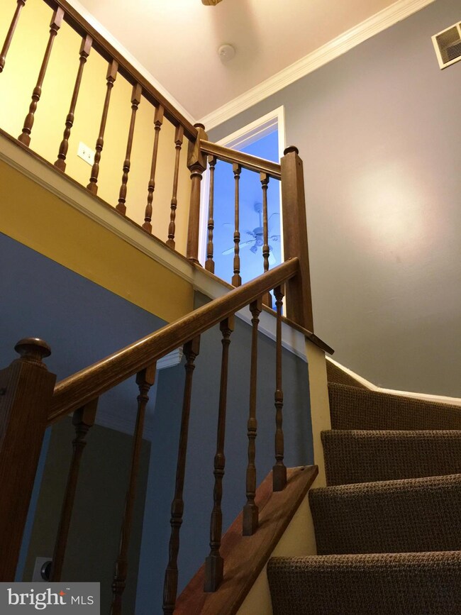 14362 Beaker Ct, Burtonsville, MD 20866 - photo 5