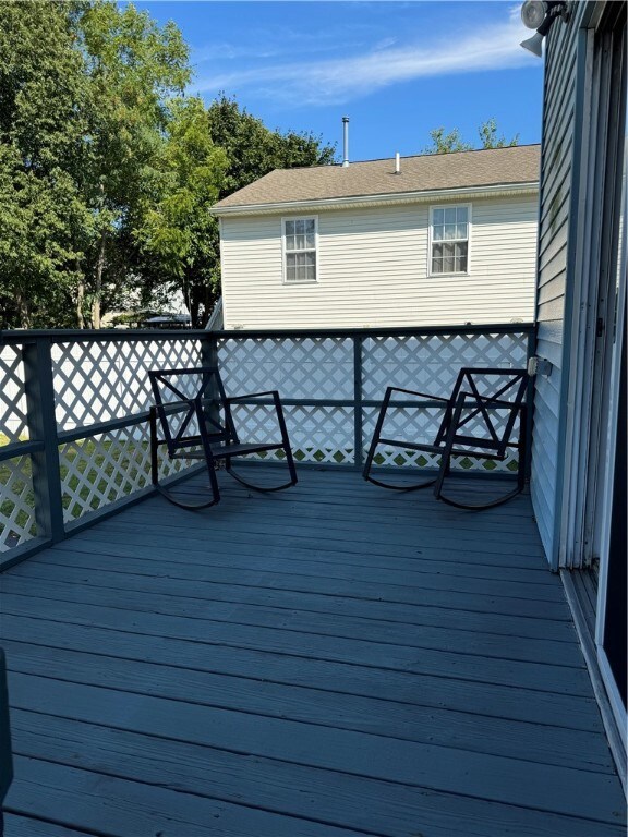 24 Oneida St unit 1, Cranston, RI 02920 - photo 7