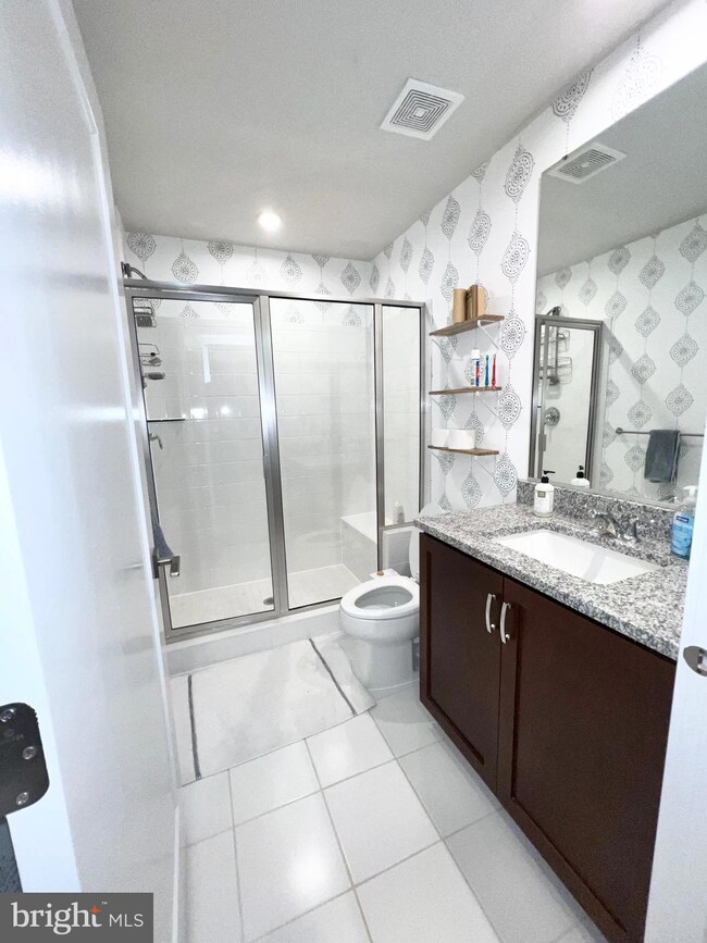 1751 McKenna Point Dr unit 2706, McLean, VA 22102 - photo 4