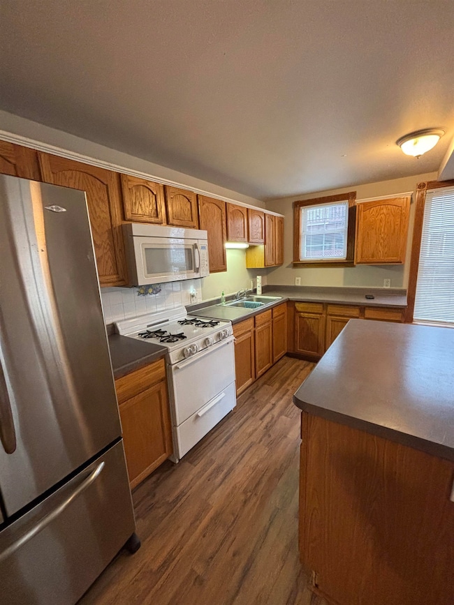 2117 Wyatt Ave, Stevens Point, WI 54481 - photo 4