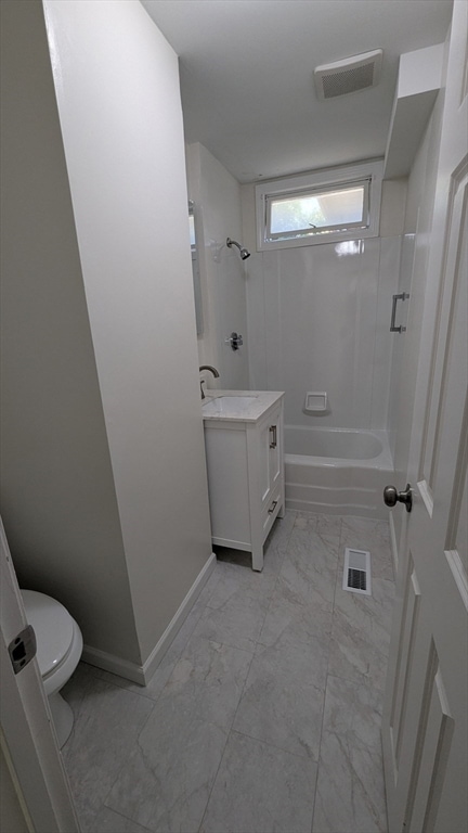 14 Burns St unit 1, Lowell, MA 01852 - photo 4