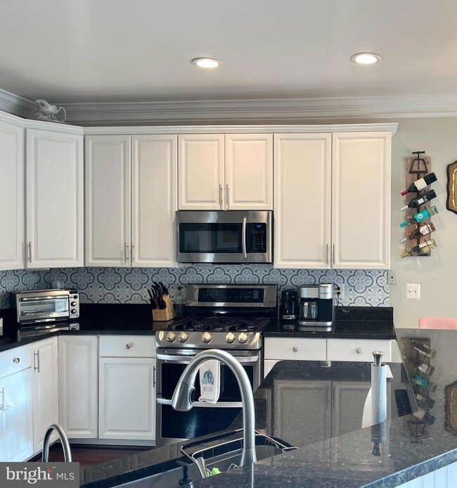 4610 Latrobe Place, Alexandria, VA 22311 - photo 6