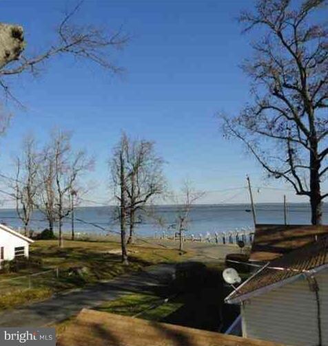 12 Lawrence Ln, Colonial Beach, VA 22443 - photo 4