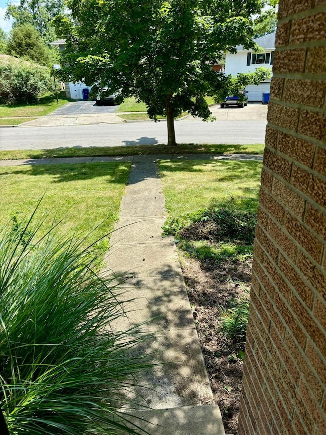 1198 Drysdale Square S, Columbus, OH 43229 - photo 7