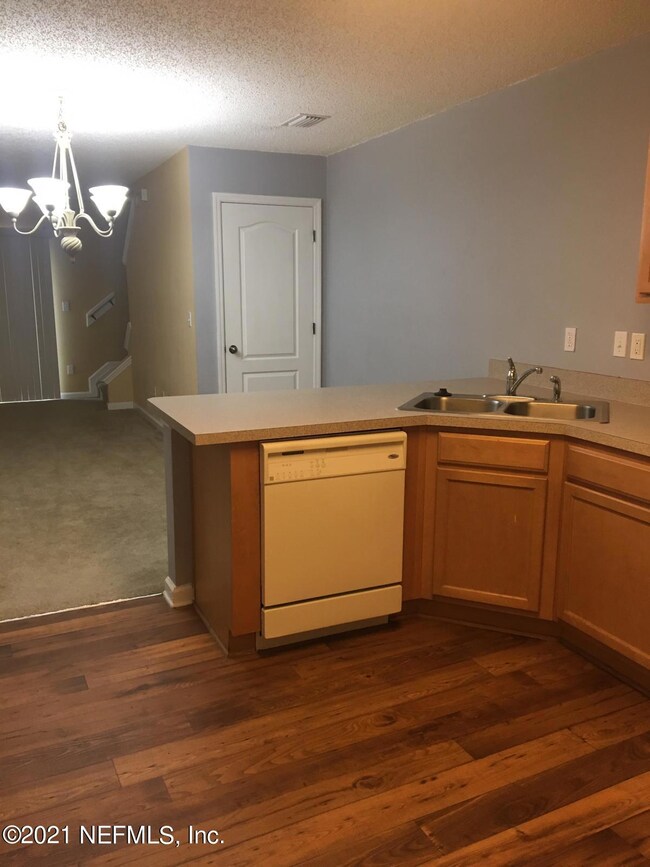 4813 Playschool Dr, Jacksonville, FL 32210 - photo 7