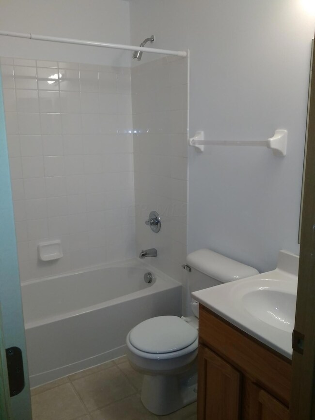 Full Bath 2