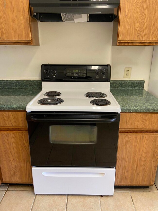 6405 Cooper Ln unit 3, Jacksonville, FL 32210 - photo 5