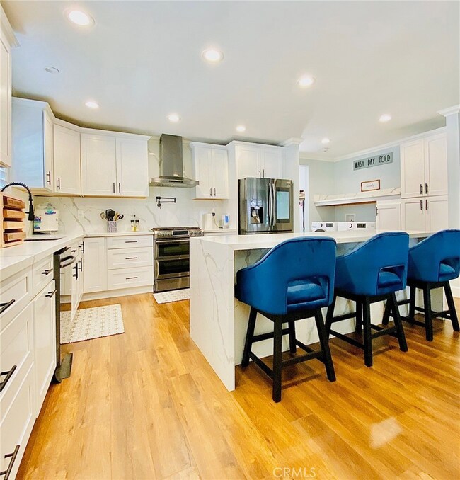 1712 W Poplar St, Compton, CA 90220 - photo 7