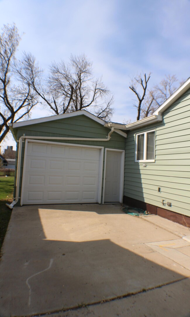 Garage<|><|>