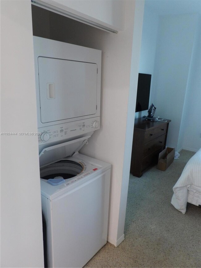 The Plaza on Brickell unit 4206, Miami, FL 33131 - photo 7