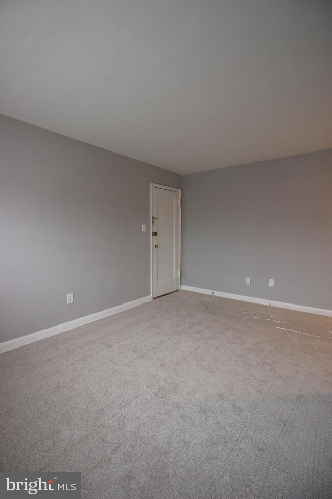 2243 Huntington Ave unit 204, Alexandria, VA 22303 - photo 4