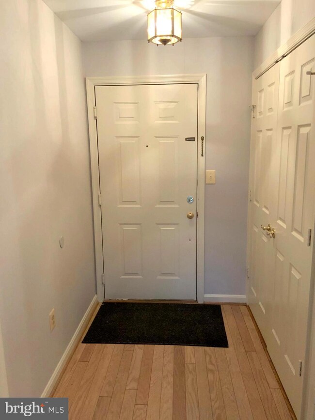 152 Kendrick Place unit 22, Gaithersburg, MD 20878 - photo 3