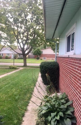 1360 S 2nd Ave, Des Plaines, IL 60018 - photo 4