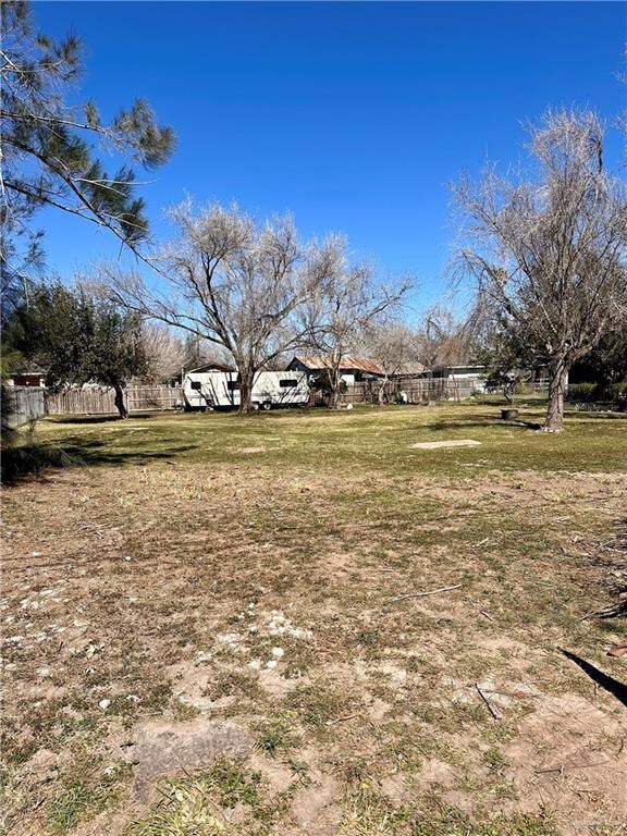 1604 Tierra Bonnita St, Weslaco, TX 78596 - photo 5