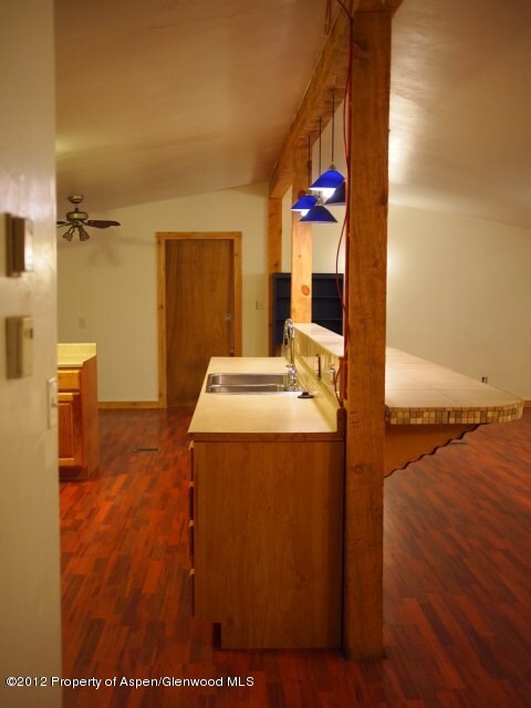 Kitchen island detail