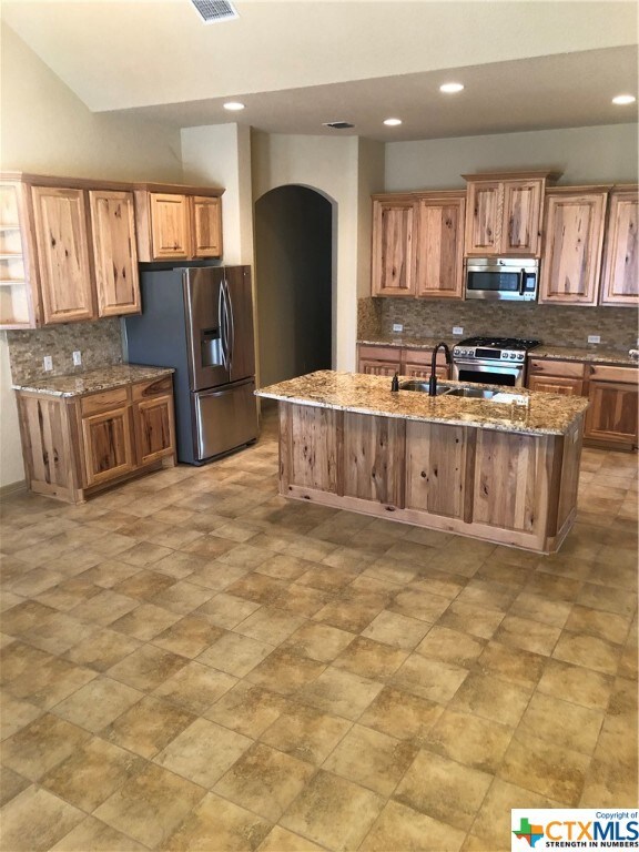 1613 Mikula Place, New Braunfels, TX 78130 - photo 3