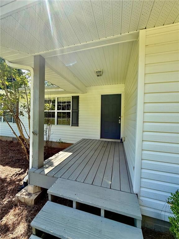 7545 Whitmire Rd, Cumming, GA 30028 - photo 2