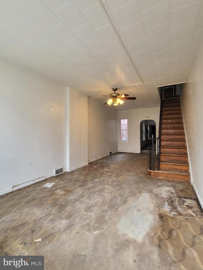 1324 Mulberry St, Reading, PA 19604 - photo 3