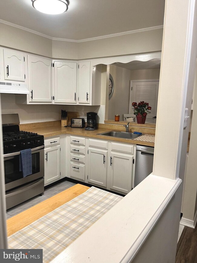 470 Locust Ave unit 2203, Pitman, NJ 08071 - photo 7