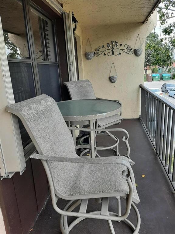 5975 Forest Hill Blvd unit 206, West Palm Beach, FL 33415 - photo 4