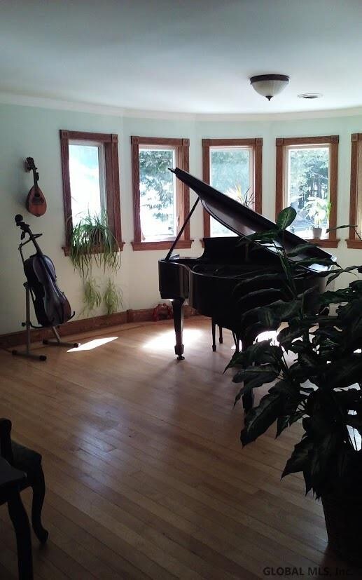 107 Chelsea Dr, Saratoga Springs, NY 12866 - photo 6