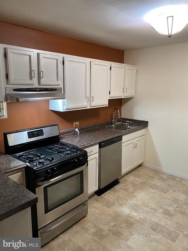 252 I St, Penns Grove, NJ 08069 - photo 5