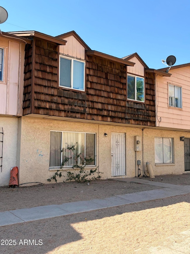 3605 W Bethany Home Rd unit 17, Phoenix, AZ 85019 - photo 2