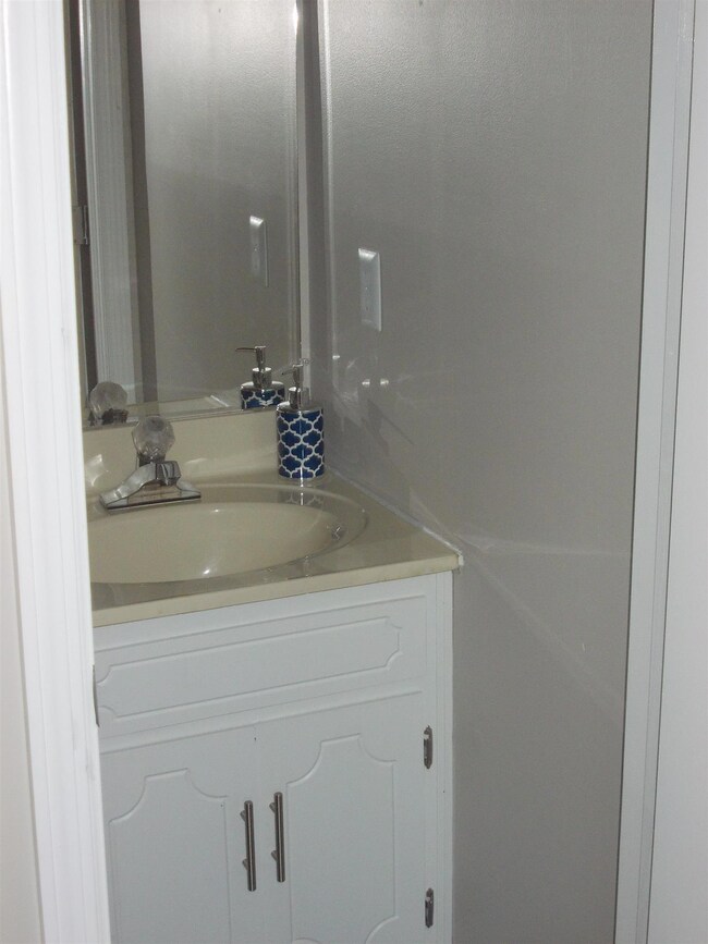 917 Cindy Dr, Cookeville, TN 38506 - photo 7