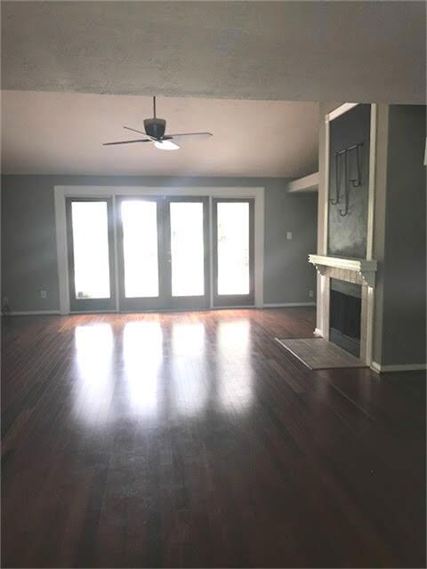 8307 Battleoak Dr unit 67, Houston, TX 77040 - photo 5