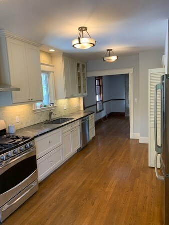 50 Curtis Rd unit 2, Milton, MA 02186 - photo 2