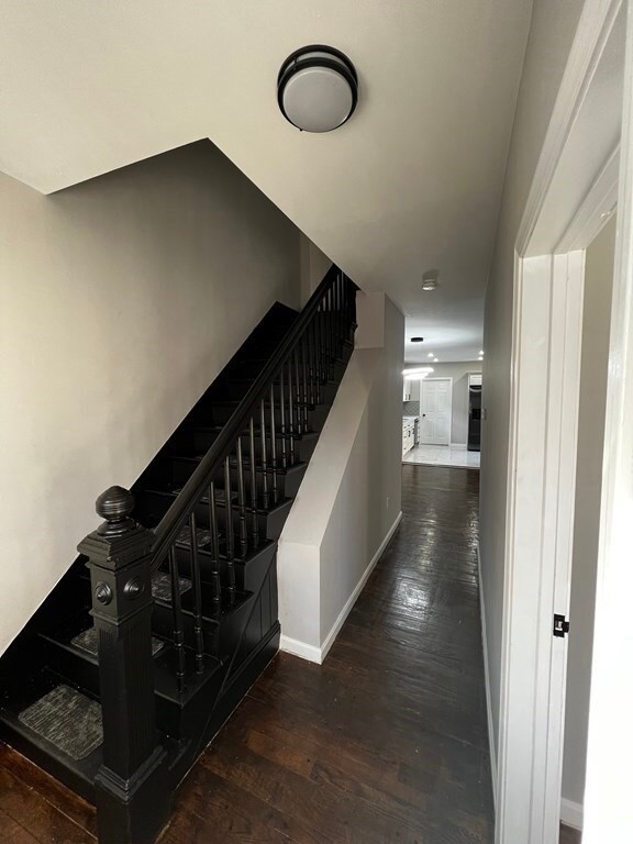 19 Lamb St, Lowell, MA 01854 - photo 7