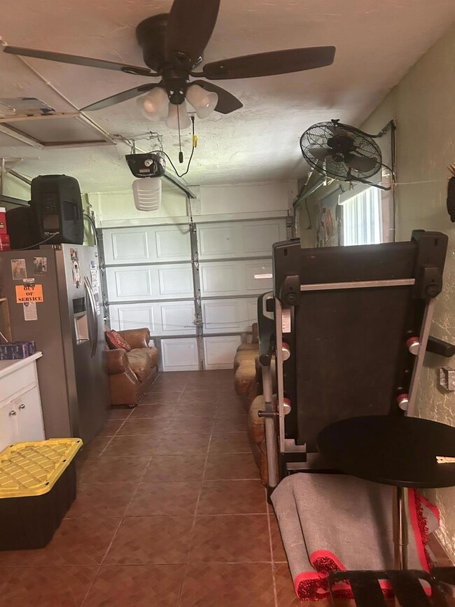 7001 NW 76th Ct, Tamarac, FL 33321 - photo 6