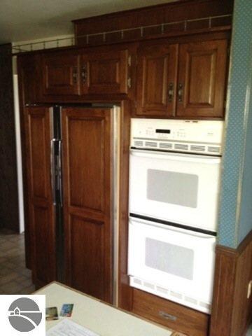 12293 S Bugai Rd, Cedar, MI 49621 - photo 5