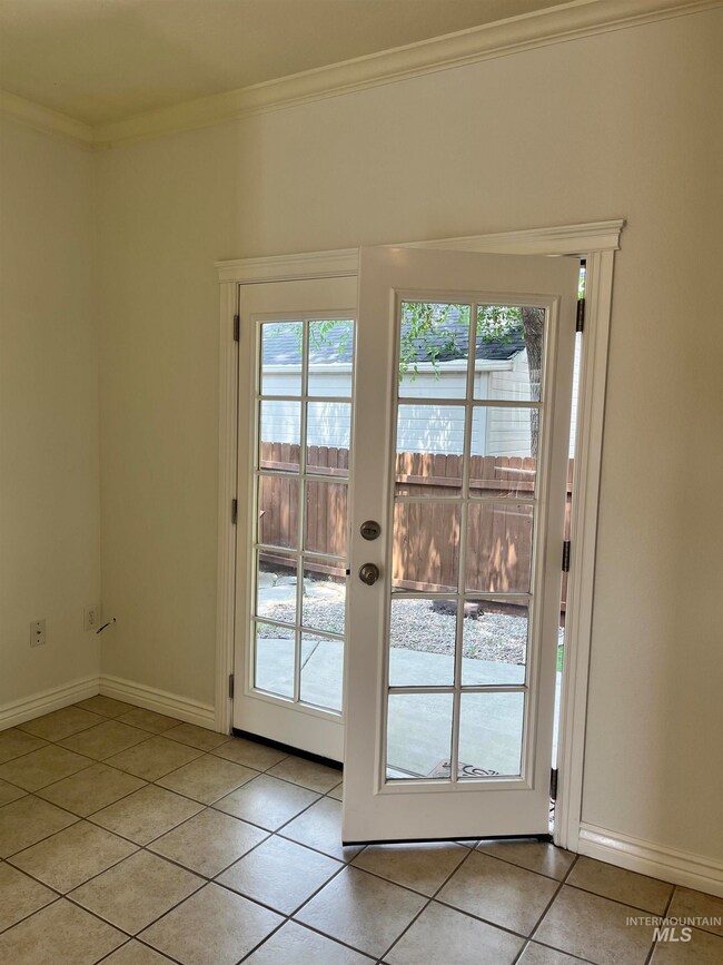 2910 W Hazel St, Boise, ID 83703 - photo 7