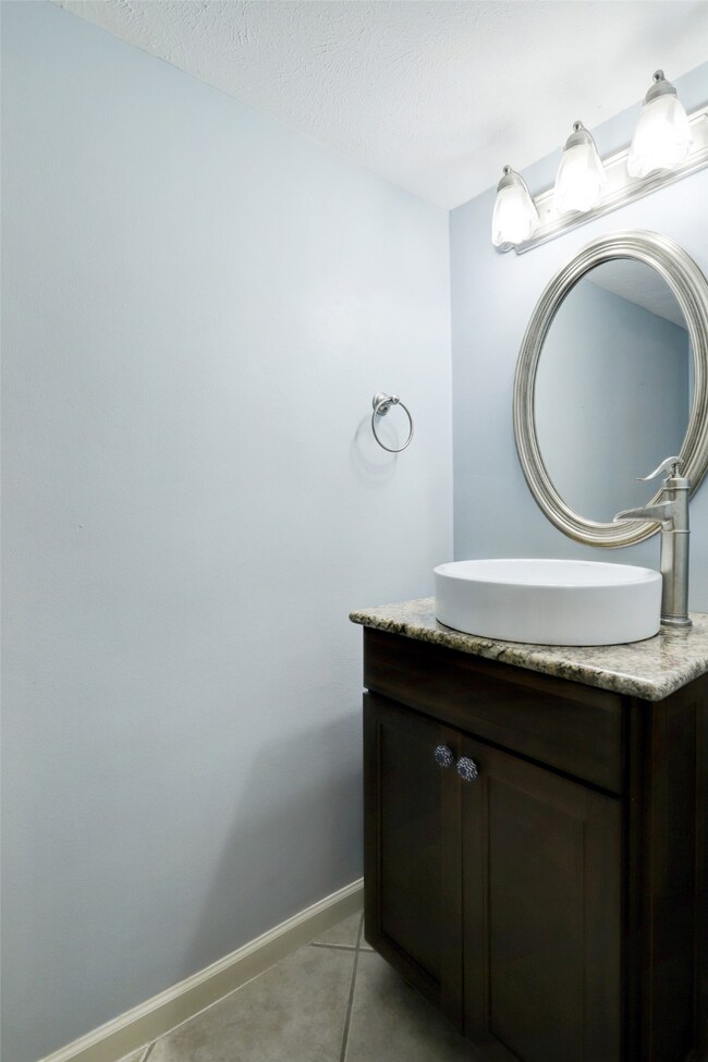 10270 Briar Forest Dr unit 257, Houston, TX 77042 - photo 6