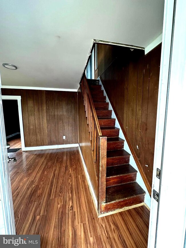 300 S George St, Ranson, WV 25438 - photo 3