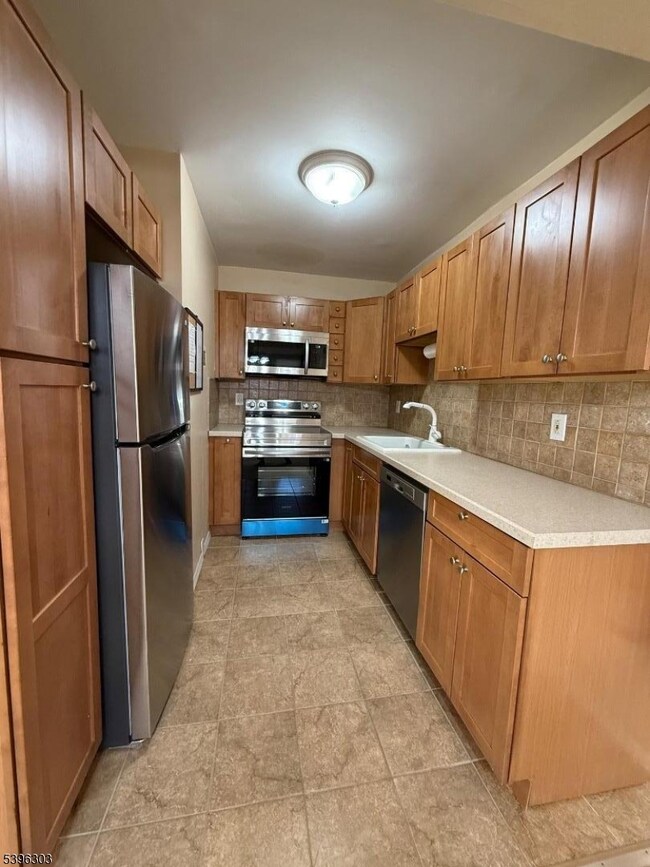 680 St Rt15 unit 41, Jefferson Twp., NJ 07849 - photo 7