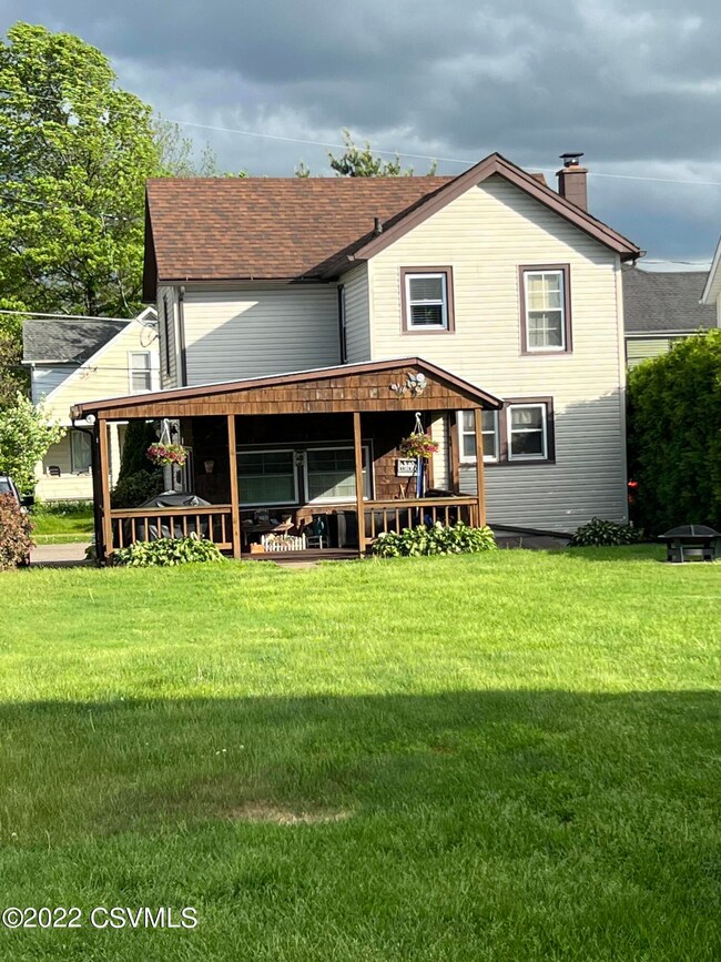 209 E 14th St, Berwick, PA 18603 - photo 6