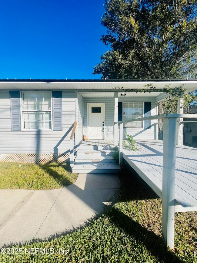 1508 Center St, Green Cove Springs, FL 32043 - photo 2