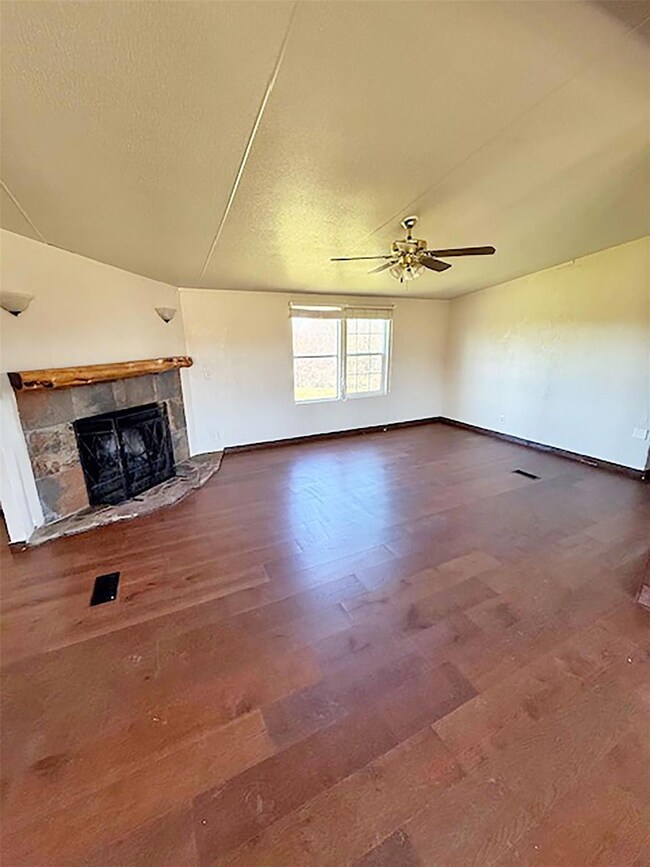 348 Coyote Trail, Rhome, TX 76078 - photo 5