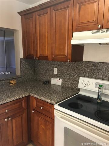 4415 W 10th Ln unit 14, Hialeah, FL 33012 - photo 7