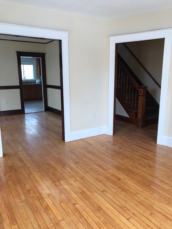 16 Washburn St unit 16, Newton, MA 02458 - photo 5