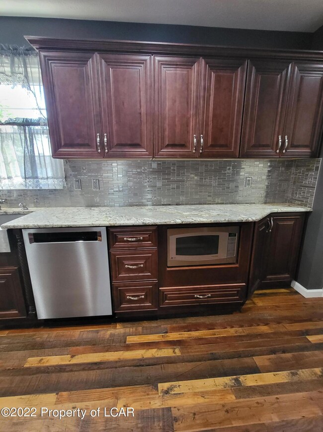 19 Price St, Wilkes Barre, PA 18705 - photo 7