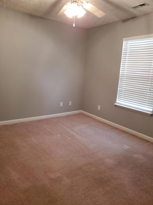 13 Garden spare bedroom