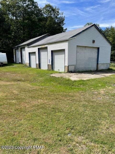 1226 Milford Rd, Dingmans Ferry, PA 18328 - photo 2