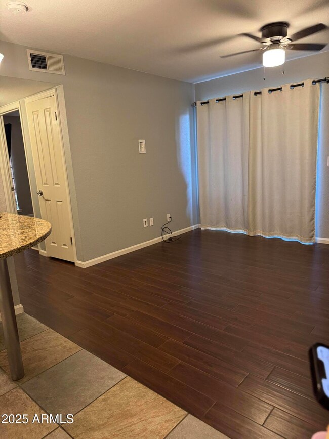 Living room 1