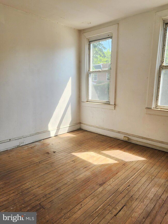 3706 Overview Rd, Baltimore, MD 21215 - photo 5