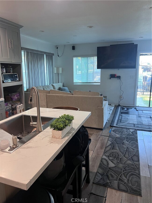 1814 E 109th St, Los Angeles, CA 90059 - photo 6