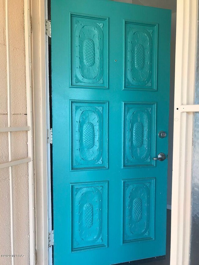 4232 E 31st Street Front Door