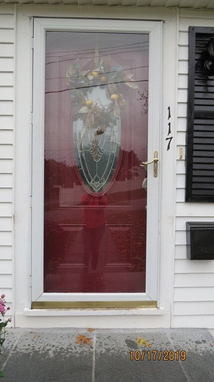117 Glenmere St, Lowell, MA 01852 - photo 2